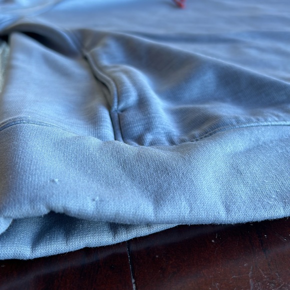 Women’s Under Armour Wisconsin Badger Hoodie - Picture 6 of 6